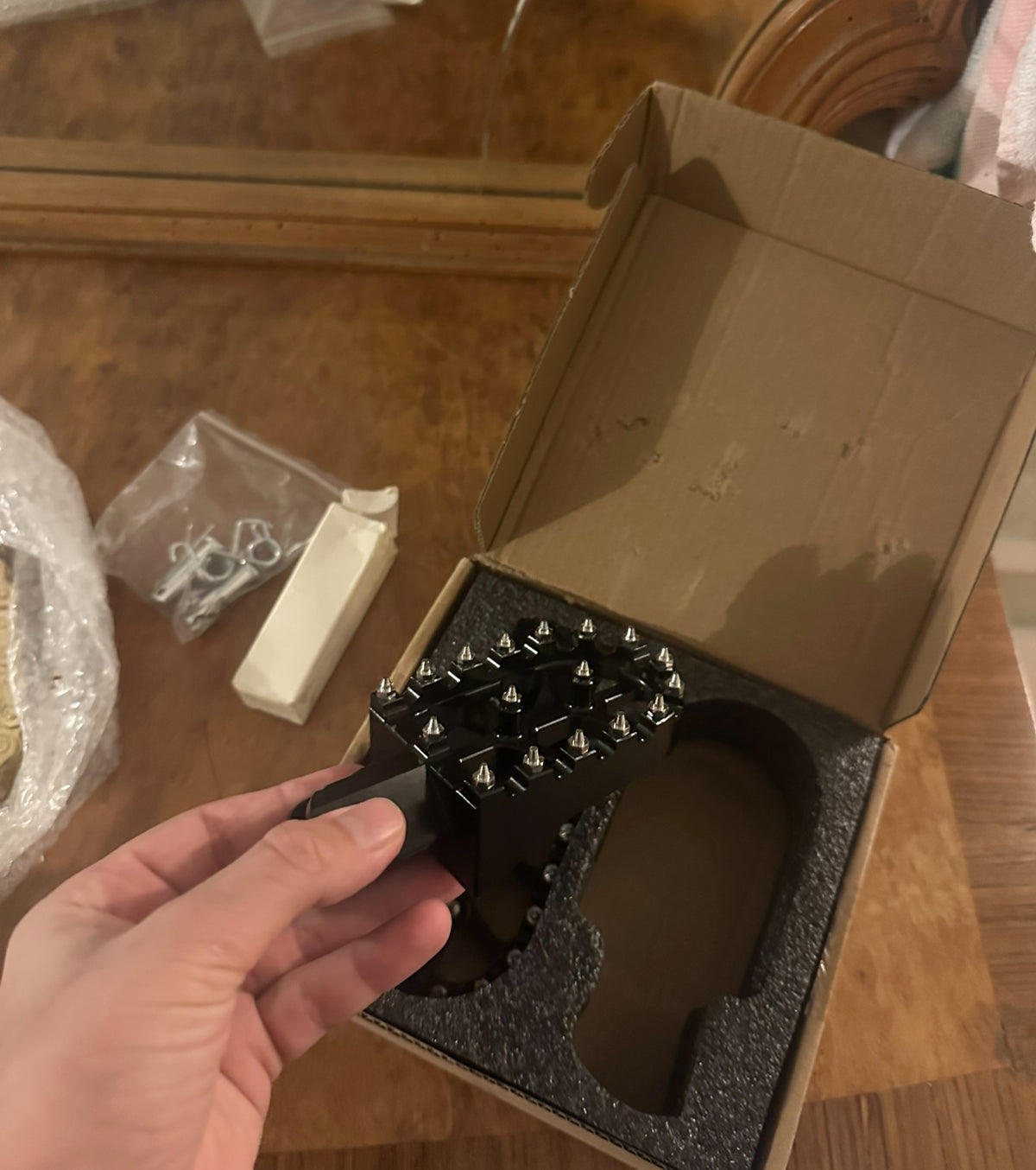 Prickly Pegs for Tuttio Soleil 01